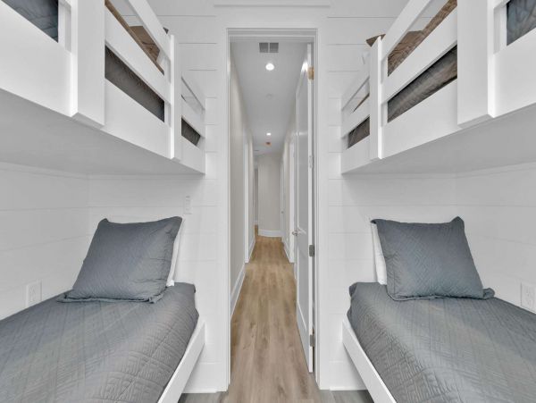 Miramar Ocean View Vacation Home Steps From The Beach