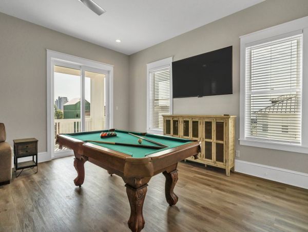 Miramar Ocean View Vacation Home Steps From The Beach