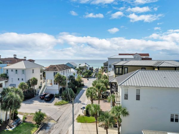 Miramar Ocean View Vacation Home Steps From The Beach