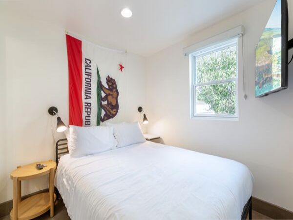 Summerland Vacation Rental 4 Bedrooms Ocean Views Sleeps 10