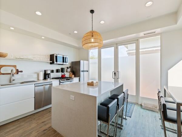 Summerland Vacation Rental 4 Bedrooms Ocean Views Sleeps 10