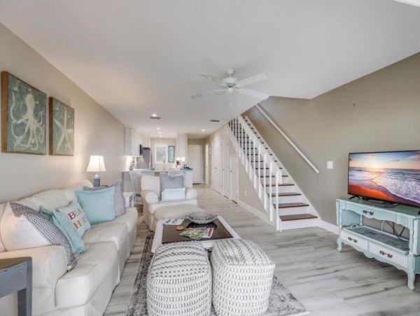 Boca Grande Two Bedroom Villa on Beach Gulf View Sleeps 4