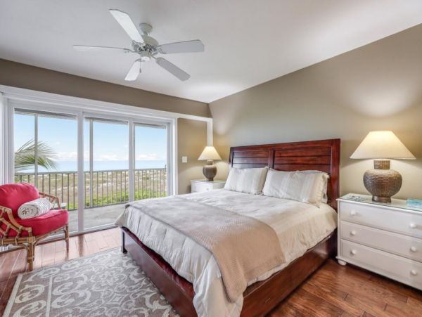 Boca Grande Two Bedroom Villa on Beach Gulf View Sleeps 4