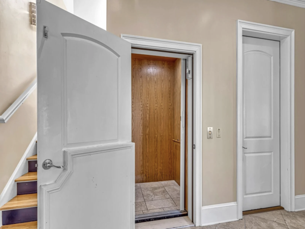 7 Bedroom Hilton Head Beach House - Vacation Rental Near Burkes Beach with Private Pool