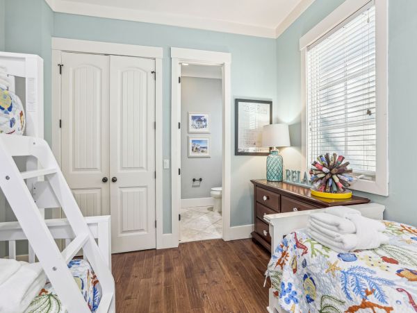 Hilton Head Luxury Vacation Home  Singleton Beach 7-Bedroom Villa with Private Pool