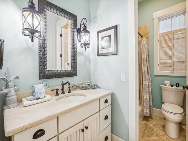 Hilton Head Luxury Vacation Home  Singleton Beach 7-Bedroom Villa with Private Pool