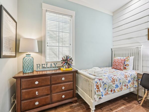 Hilton Head Luxury Vacation Home  Singleton Beach 7-Bedroom Villa with Private Pool