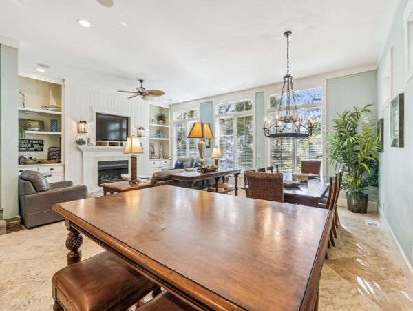 Hilton Head Luxury Vacation Home  Singleton Beach 7-Bedroom Villa with Private Pool
