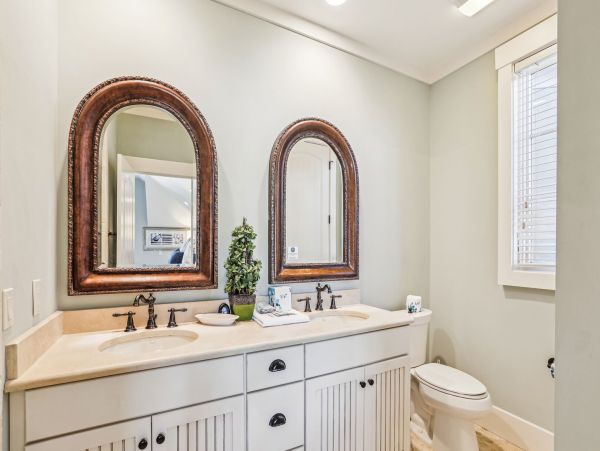 Hilton Head Luxury Vacation Home  Singleton Beach 7-Bedroom Villa with Private Pool