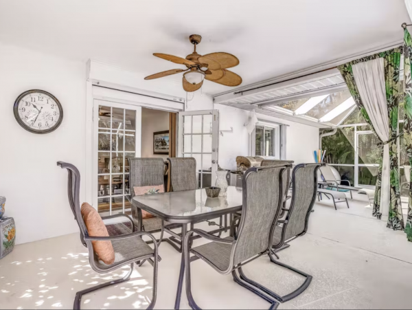 Naples Home Close to Beach Private Pool/Spa & Fast WIFI