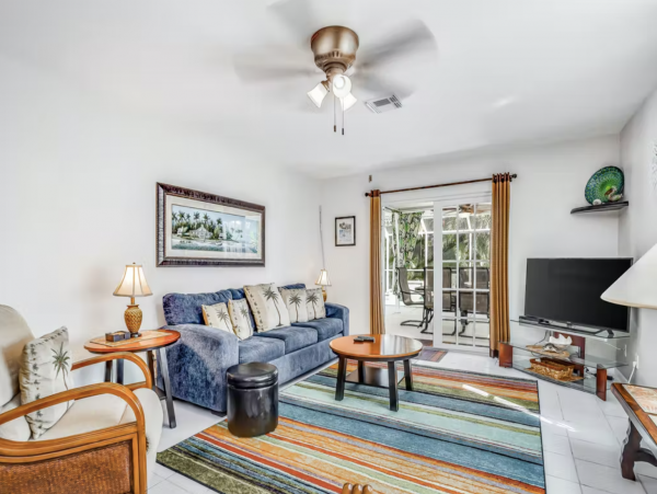 Naples Home Close to Beach Private Pool/Spa & Fast WIFI