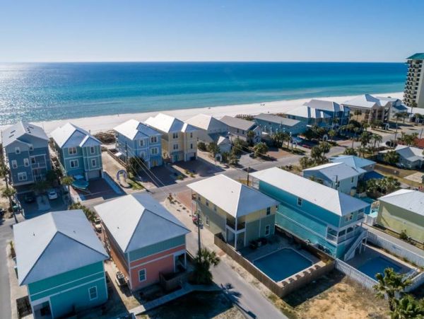 Panama City Vacation Pool Home Four Bedrooms Sleeps 15