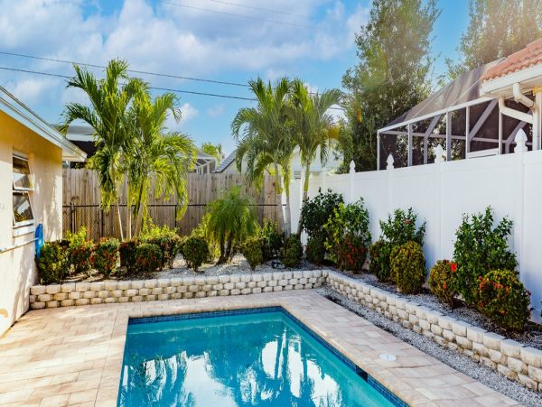 Naples Three Bedroom Vacation Home Private Pools Sleeps Six