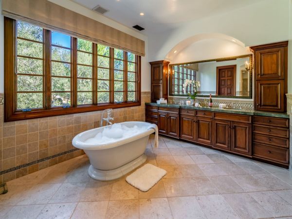 Montecito Luxury Villa With Five Bedrooms Private Pool & Spa