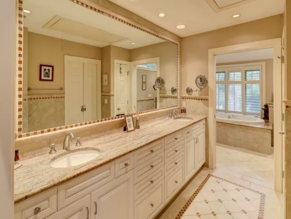 Hilton Head 7 Bedroom Home Pool & Spa  Walk To Beach