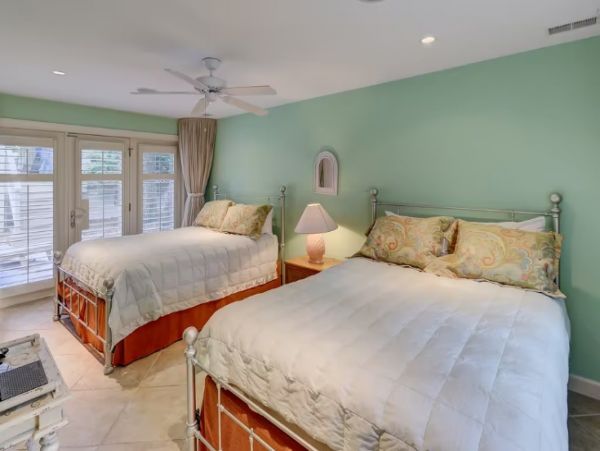 Hilton Head 7 Bedroom Home Pool & Spa  Walk To Beach