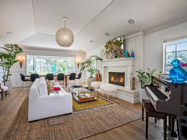 Posh Carpinteria Four Bedroom Vacation Home Private Pool