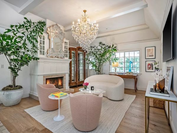 Posh Carpinteria Four Bedroom Vacation Home Private Pool