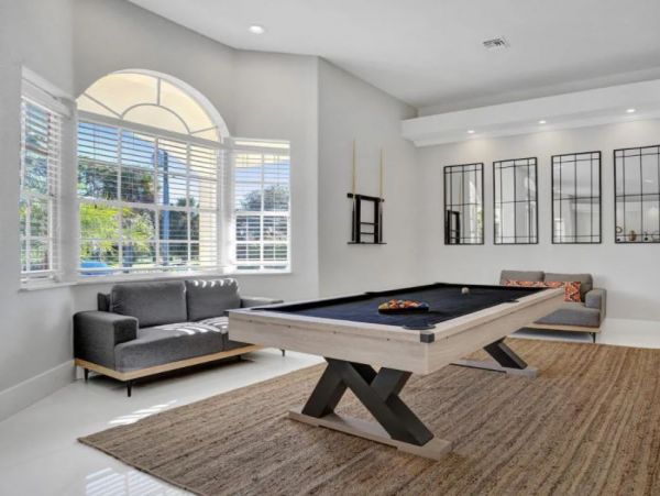 Luxury Vacation Pool Home in Fort Lauderdale Sleeps 24