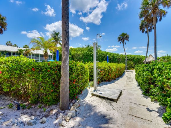 Longboat Key One Bedroom Condo Located on Beach