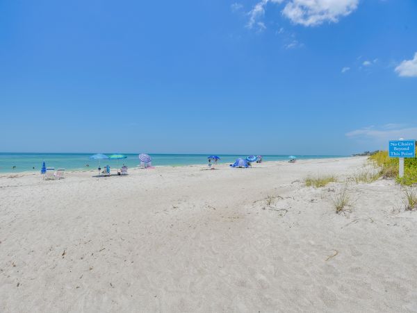 Longboat Key One Bedroom Condo Located on Beach