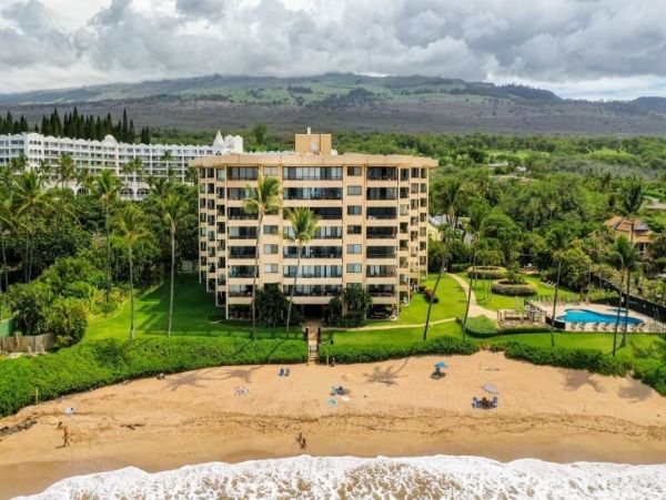 Wailea Two Bedroom Beachfront Rental Condo Ocean Views