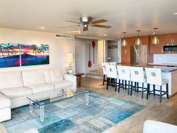 Wailea Two Bedroom Beachfront Rental Condo Ocean Views
