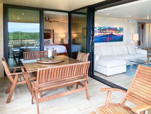 Wailea Two Bedroom Beachfront Rental Condo Ocean Views