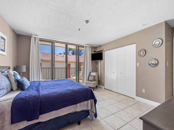Longboat Key Vacation Condo Three Bedrooms Sleeps 10 Guests