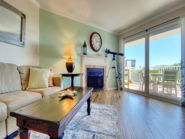 Indian Shores Two Bedroom Beachfront Vacation Condo