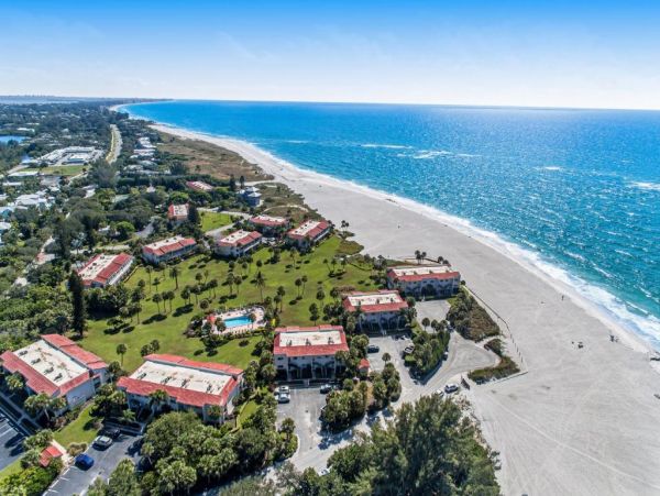 Gulf Views Vacation Condo in Longboat Key Two Bedrooms