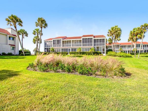 Gulf Views Vacation Condo in Longboat Key Two Bedrooms