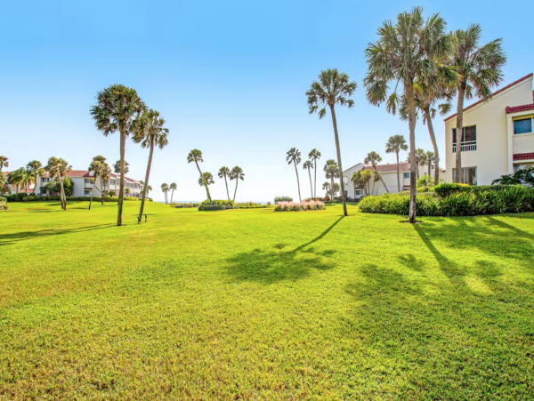 Gulf Views Vacation Condo in Longboat Key Two Bedrooms