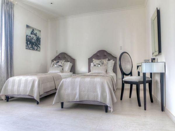 Barbados Home 1004255