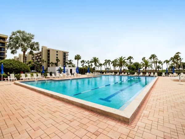Longboat Key Vacation Beach Condo Sleeps 4 Guests