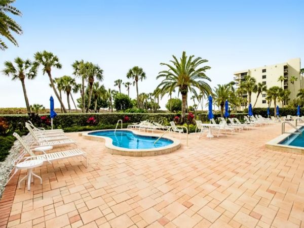 Longboat Key Vacation Beach Condo Sleeps 4 Guests