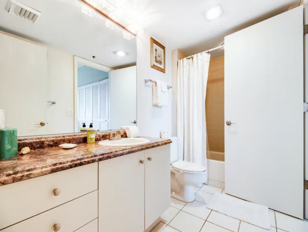 Longboat Key Vacation Beach Condo Sleeps 4 Guests
