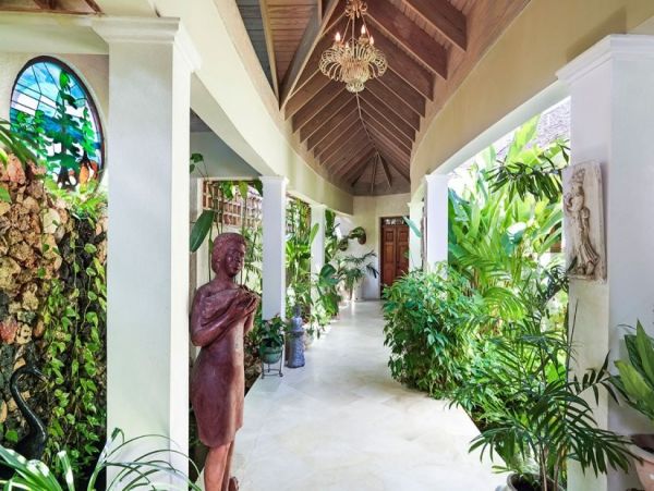 Jamaica Home 1004279