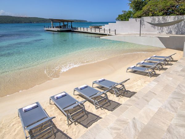 Jamaica Home 1004281