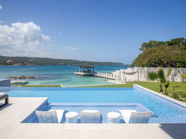 Jamaica Home 1004281