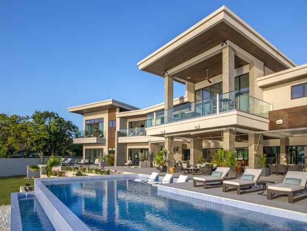 Jamaica Home 1004281