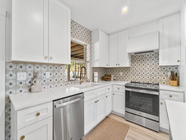Luxury Three Bedroom Cozy Cottage in Boynton Beach Sleeps 6