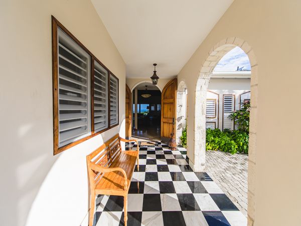 Jamaica Home 1004284