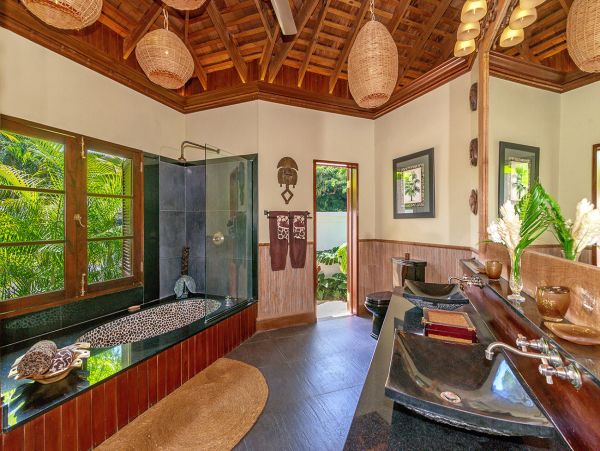 Jamaica Home 1004286