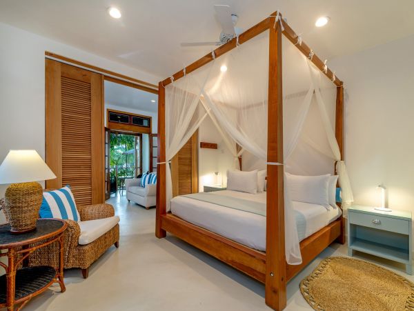 Jamaica Home 1004299