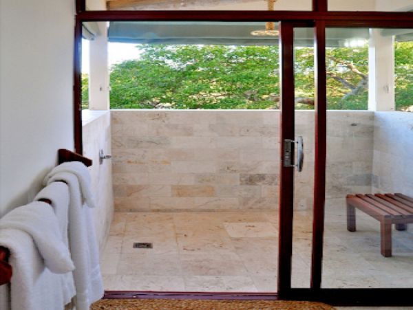 Jamaica Home 1004303