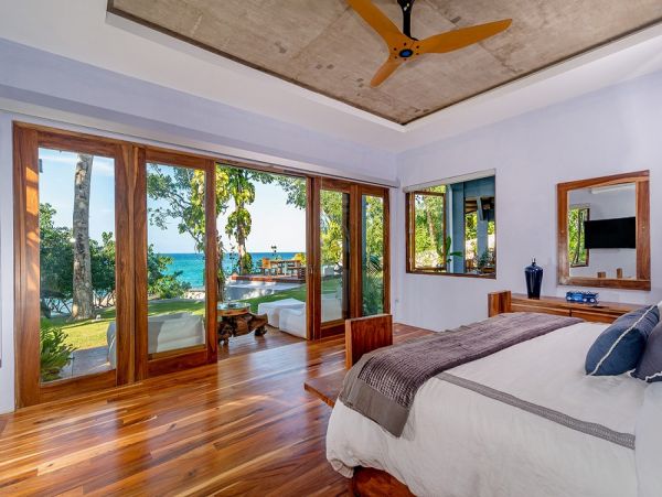Jamaica Home 1004309