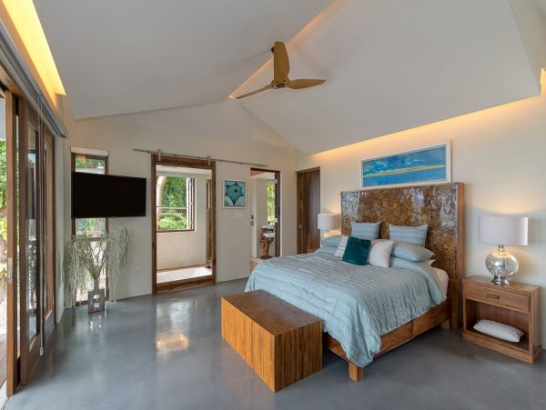Jamaica Home 1004309