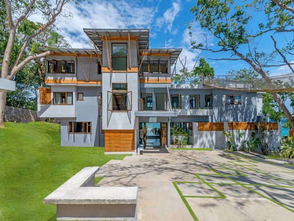 Jamaica Home 1004309