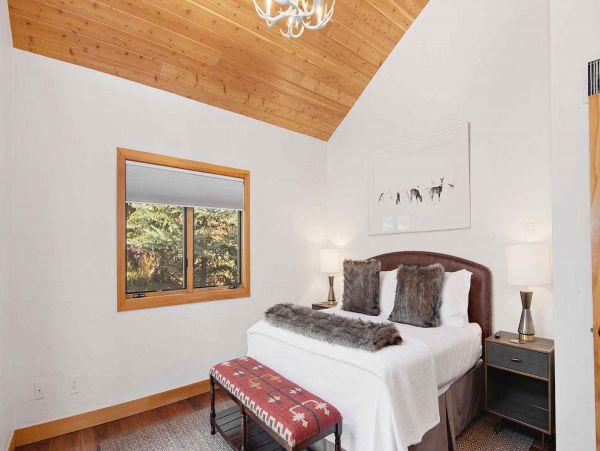 West Vail Duplex directly on Shuttle Path